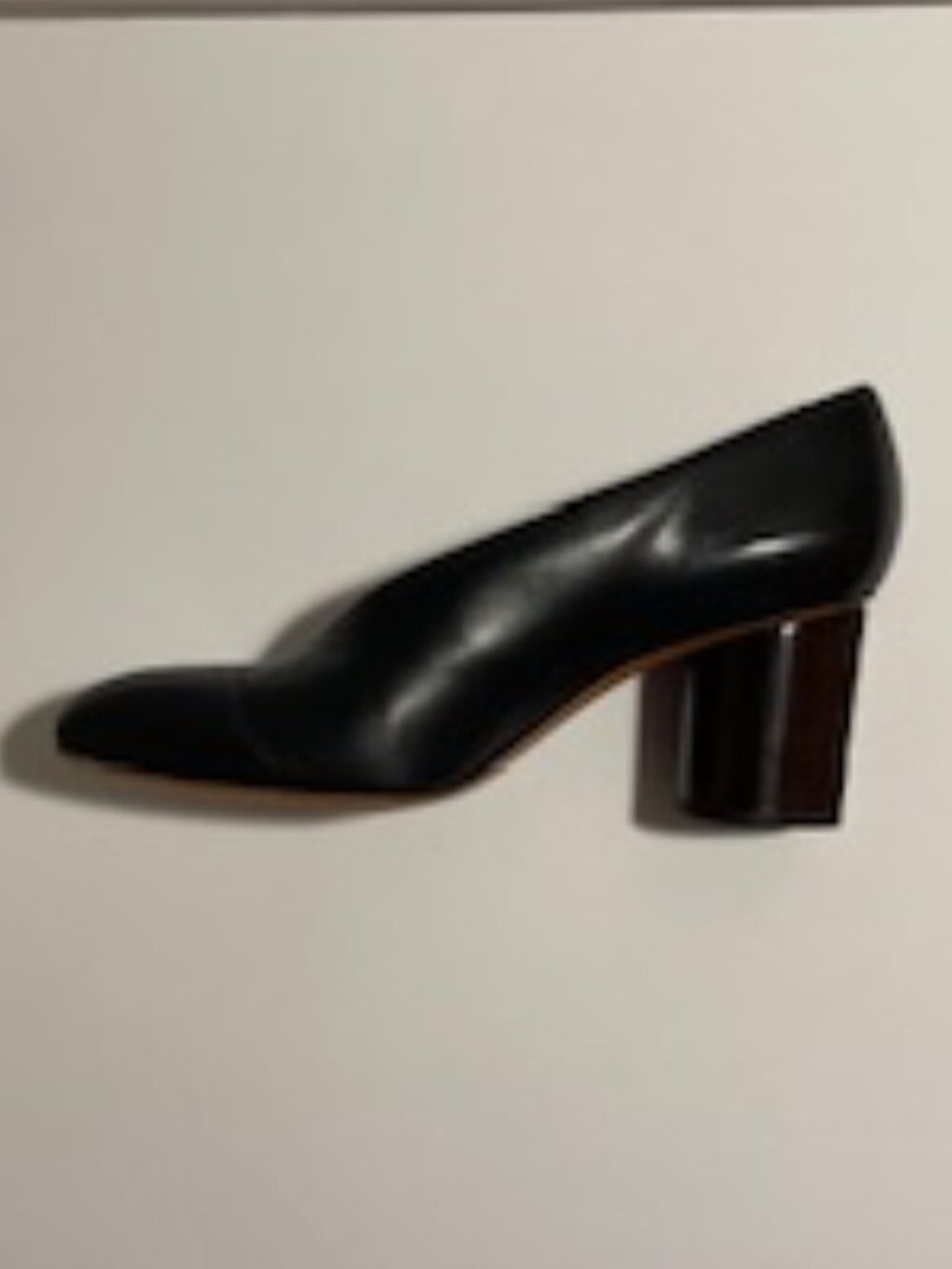 Celine Black Calfskin V Neck Chunky Heel 2.75" Pumps - Size 8 - Picture 3 of 5